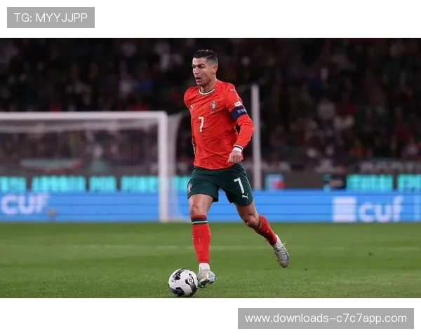 C罗国家队进球数增至140球再度刷新世界纪录巩固传奇地位